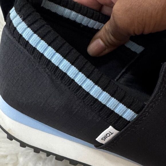 Toms Black Slip-On Sneakers Size 8 - Picture 7 of 10